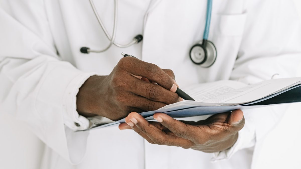 Farmacêutico pode prescrever